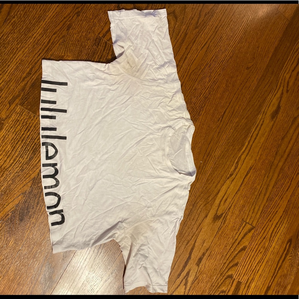 Lulu lemon crop Tshirt